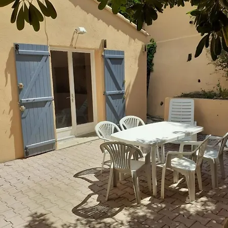 Apartment T1 *